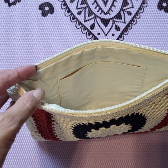Handcrafted Crochet Clutch - Cream, Red, and Black - Picture 3 of 4